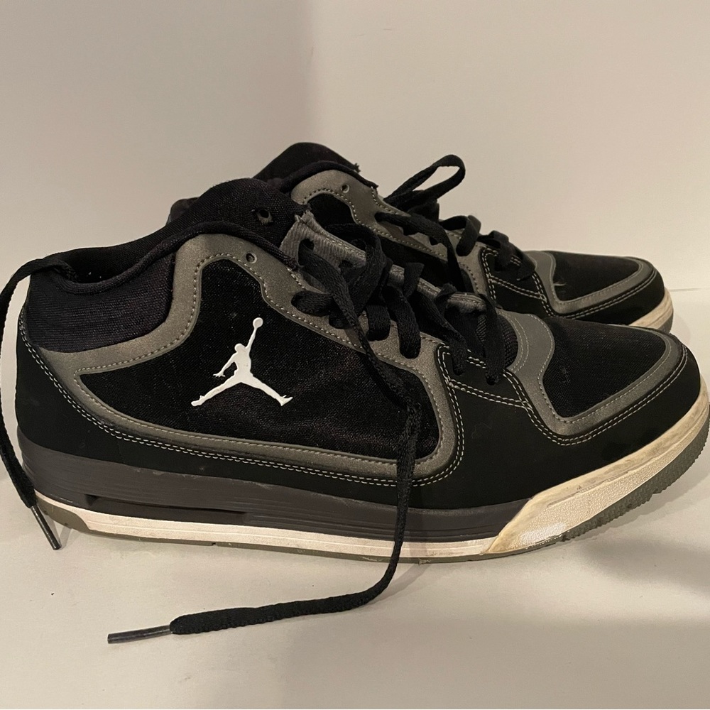 Air Jordan Post Game Shoe